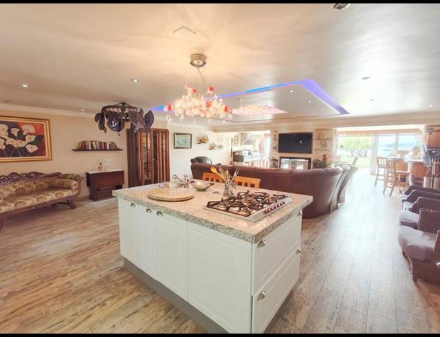 4 BEDROOM HOUSE FOR SALE IN VAAL MARINA